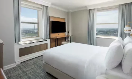 q1-queen-full-room-1_converted